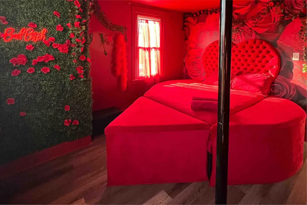 A creative director crafted the Philly HottieHouse.