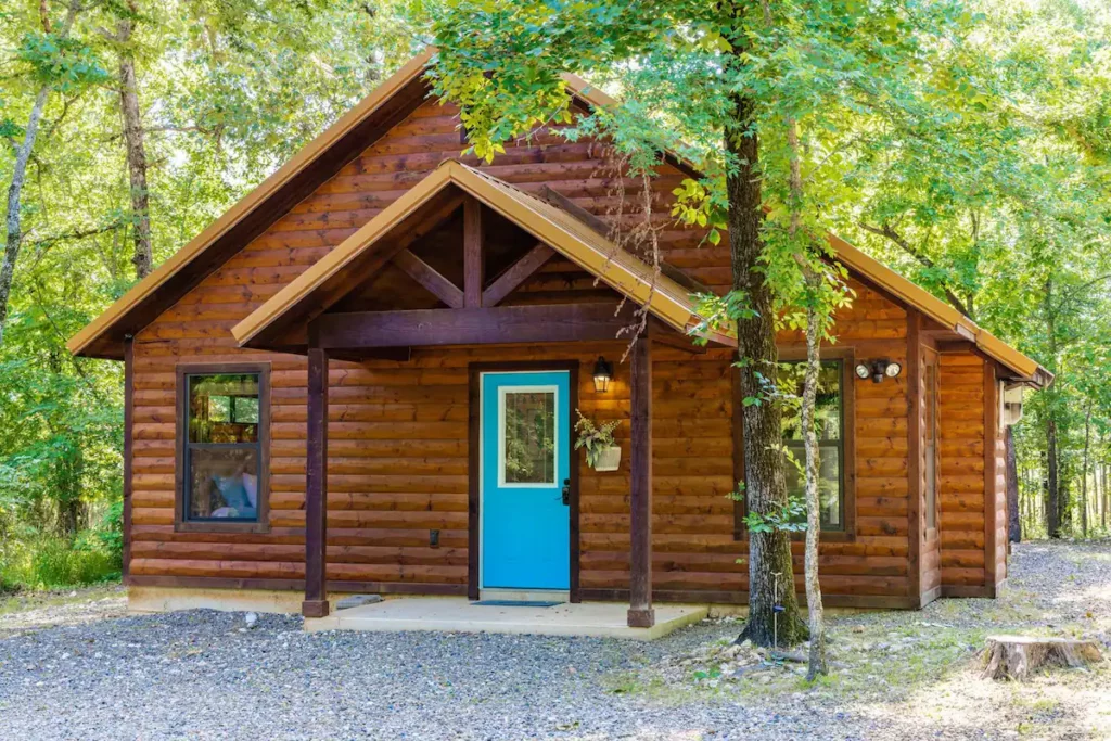 Romantic Airbnb with hot tub in Broken Bow 

Another Day In Paradise

Location: Broken Bow, Oklahoma