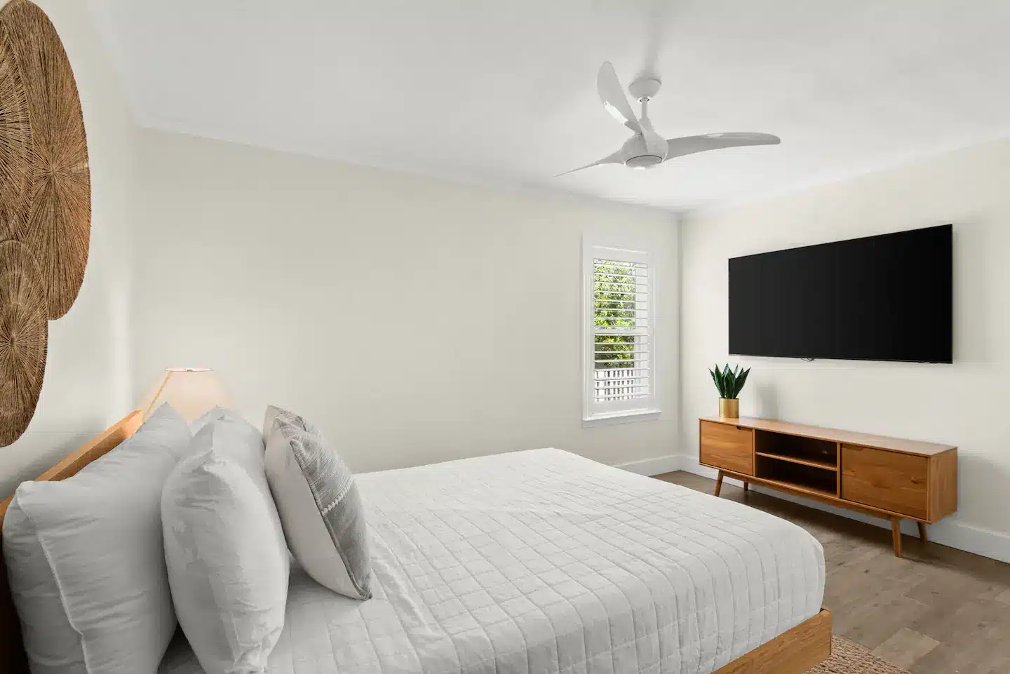 Guest Suite with Queen bed