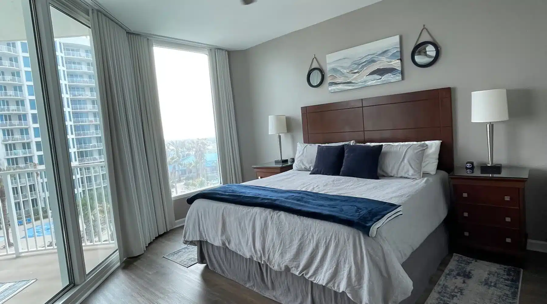 The main bedroom hosts its own private entry onto the balcony, king size bed and an oversized closet to organize your belongings.